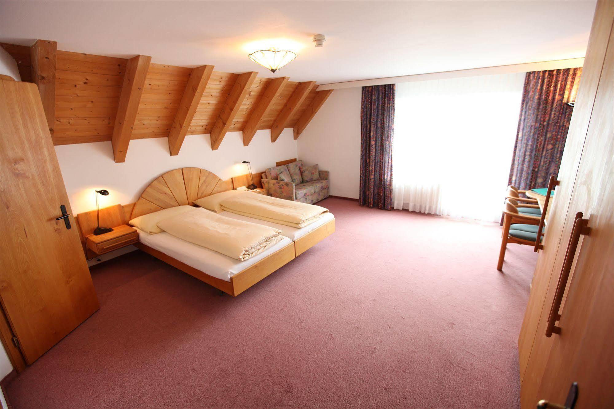Typically Swiss Altana 3*